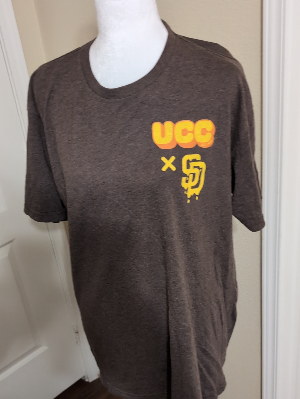 Next Level Apparel Brown Tee with San Diego Padres X UCC Medium M Logo